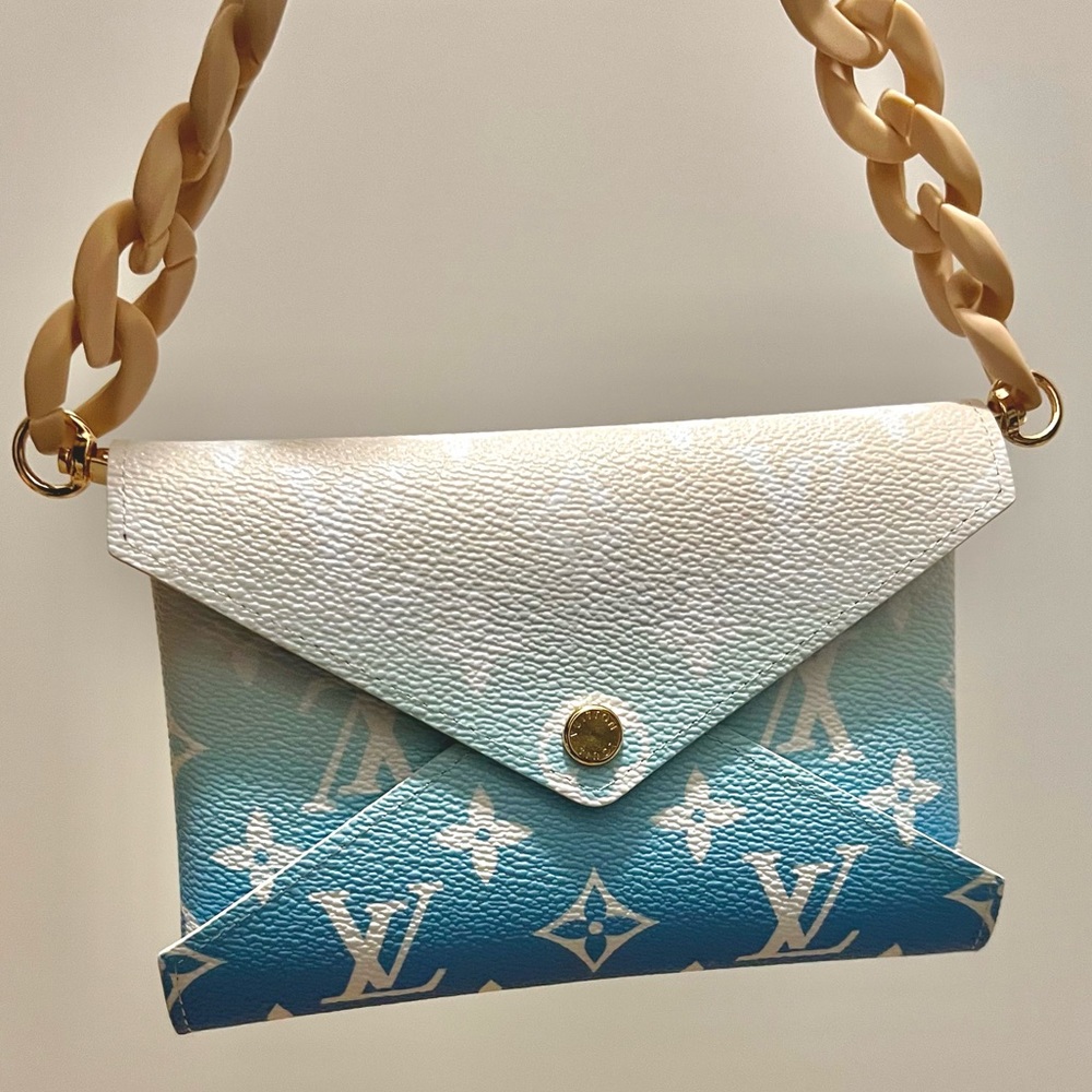 LV Monogram Giant By The Pool Medium Kirigami Pochette Beige Blue Envelope Pouch